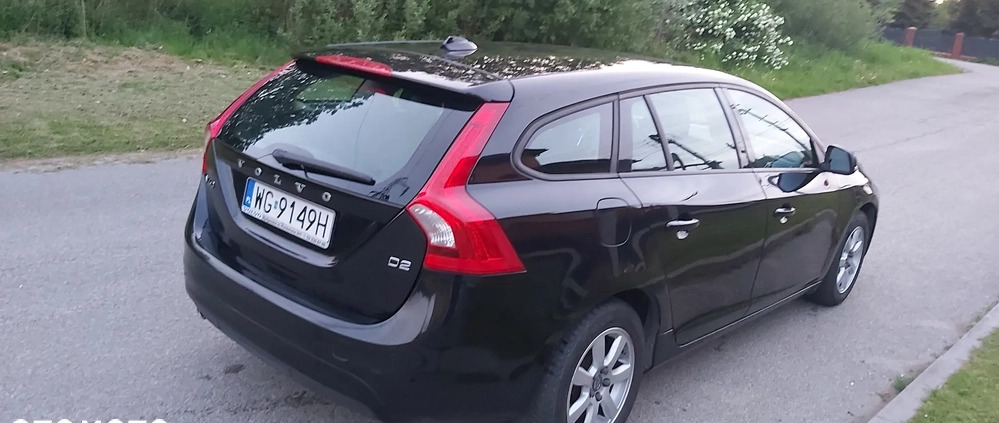 Volvo V60 cena 37500 przebieg: 288200, rok produkcji 2015 z Garwolin małe 301